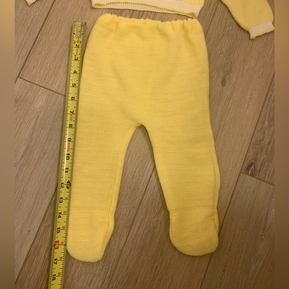 Vintage Yellow Sweater/Knit Footed Pants | Size 9-12 Mth | Unisex Baby Girl/Boy - Picture 8 of 9